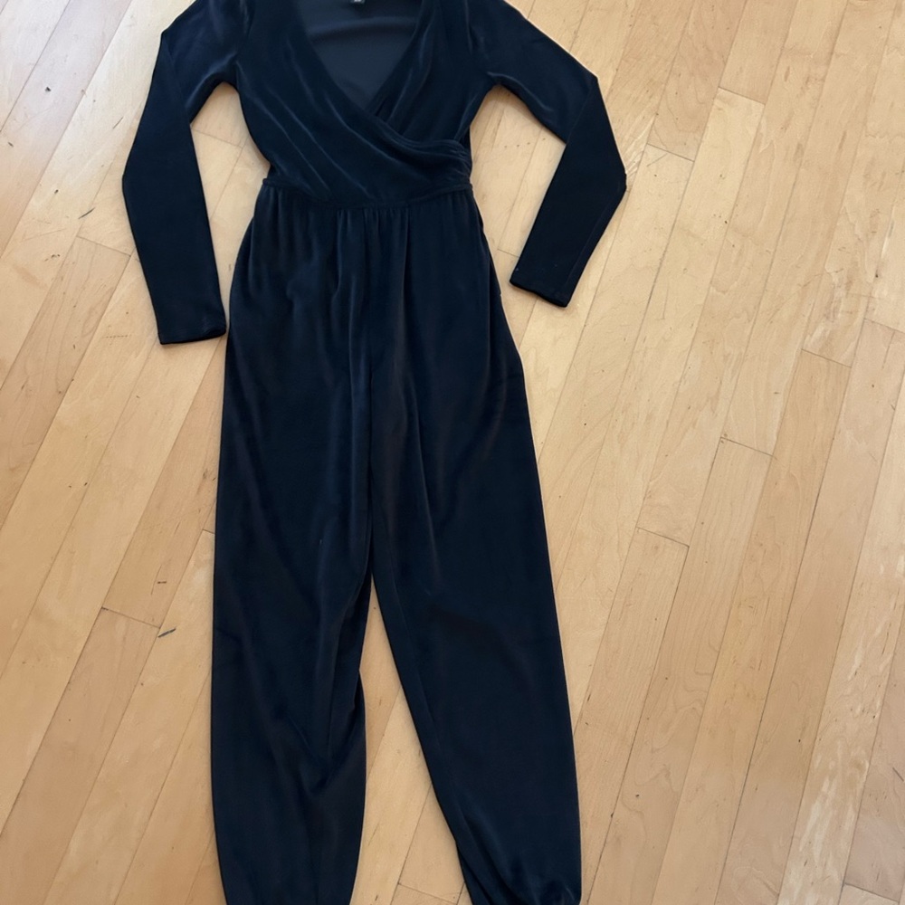 Victoria’s Secret velour jumpsuit * NWOT